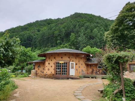 홍천흙집치유동산